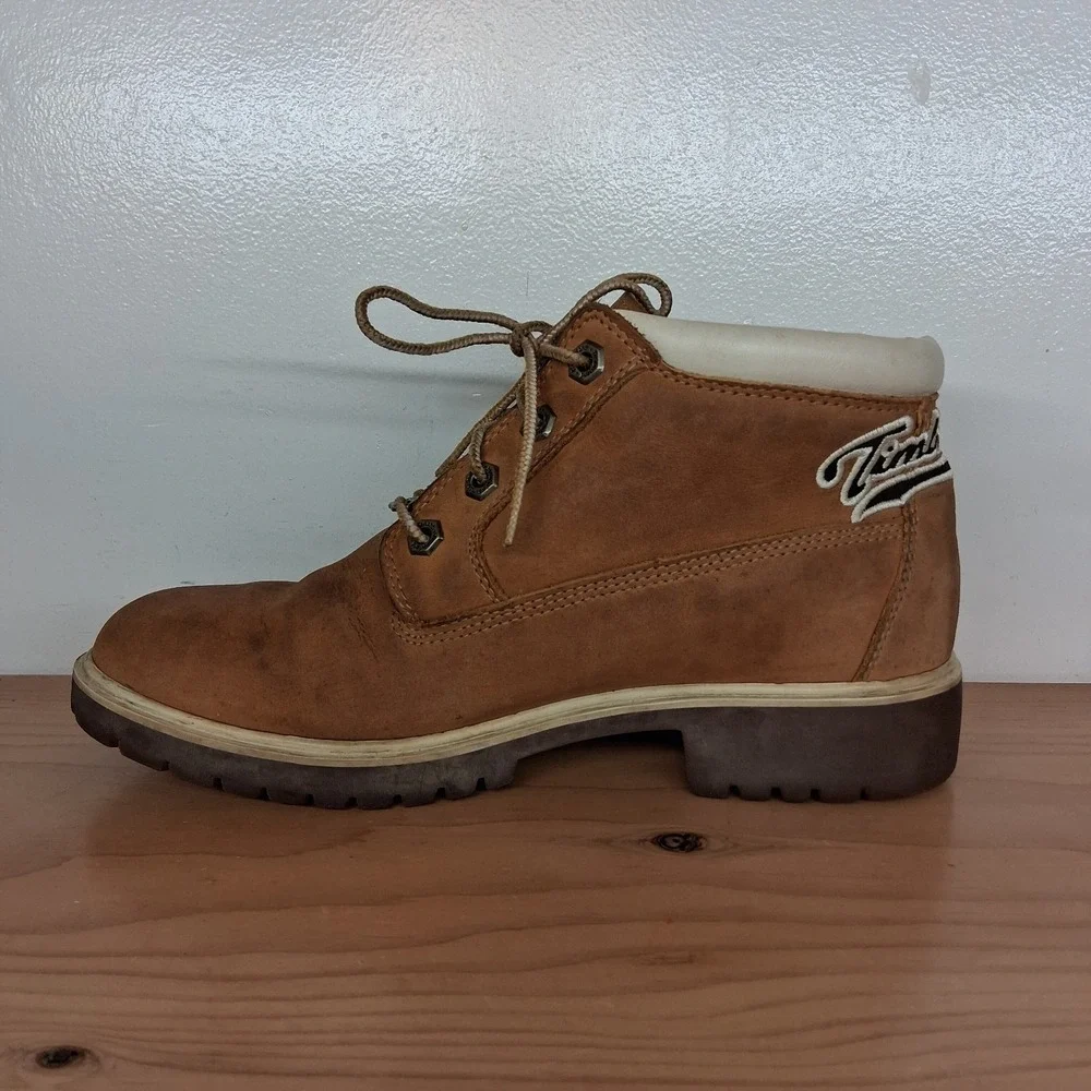 Vintage Y2K Timberland Leather Ankle Chukka Boots‎ Spell Out Logo Women's 8 M
